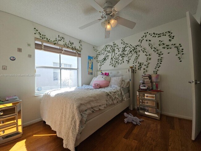 Building Photo - 900 Savannah Falls Dr