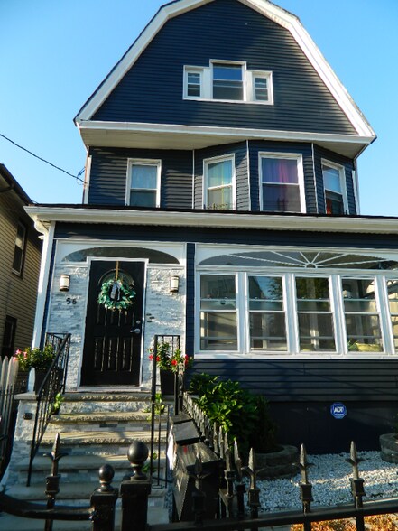 Building Photo - 56 Lenox St