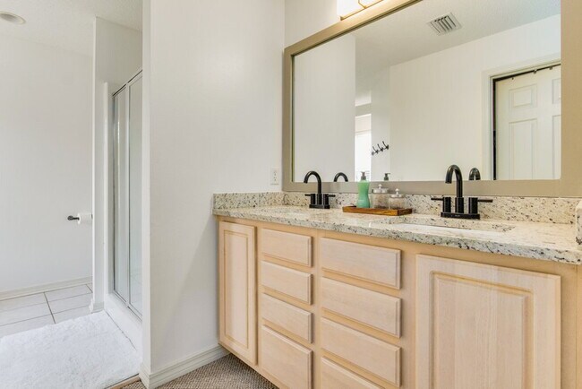 Building Photo - Available first week of May!