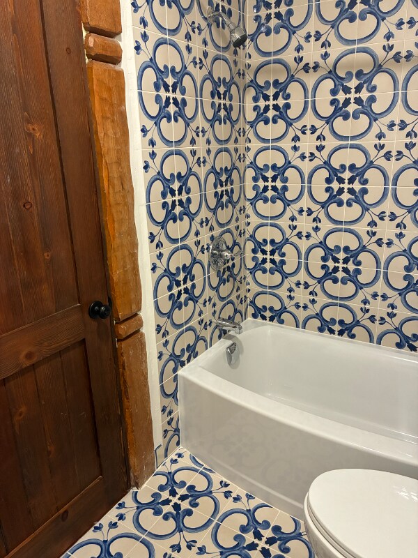 Building Photo - 723 Agua Fria St