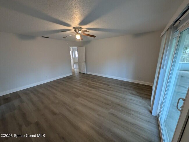 Building Photo - 5110 Mayflower St