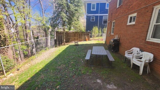 Building Photo - 3165 21st St N