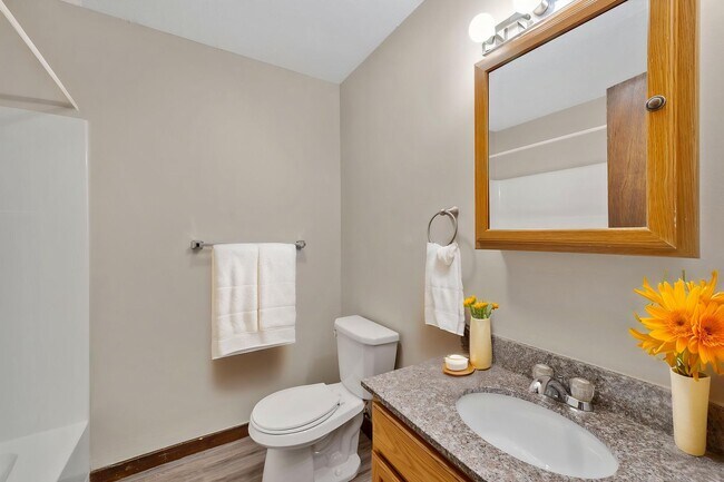 Building Photo - Decisions made easy when it comes to choos...