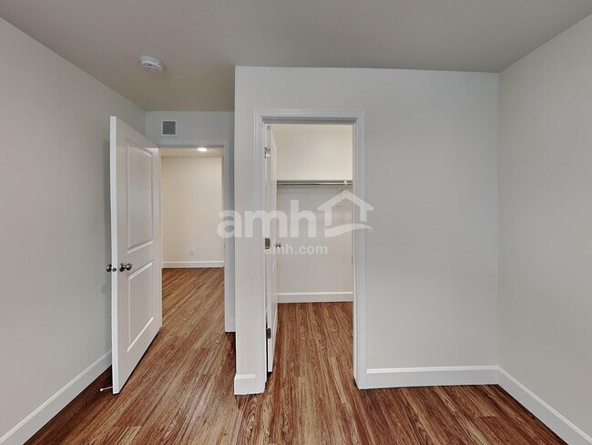 Building Photo - 7391 S Copper Rim Dr