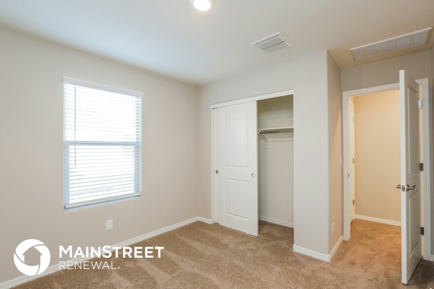 Building Photo - 8235 W Albeniz Pl