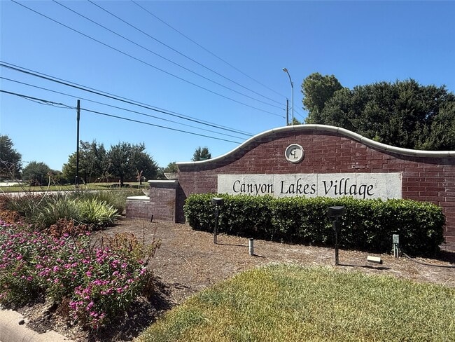 Building Photo - 17439 Prospect Meadows Dr