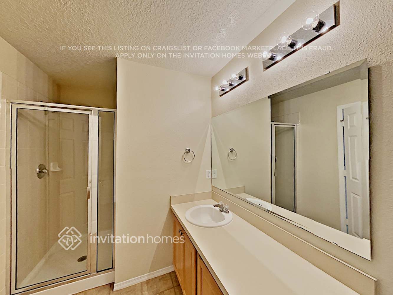 Building Photo - 7273 Wakeview Dr