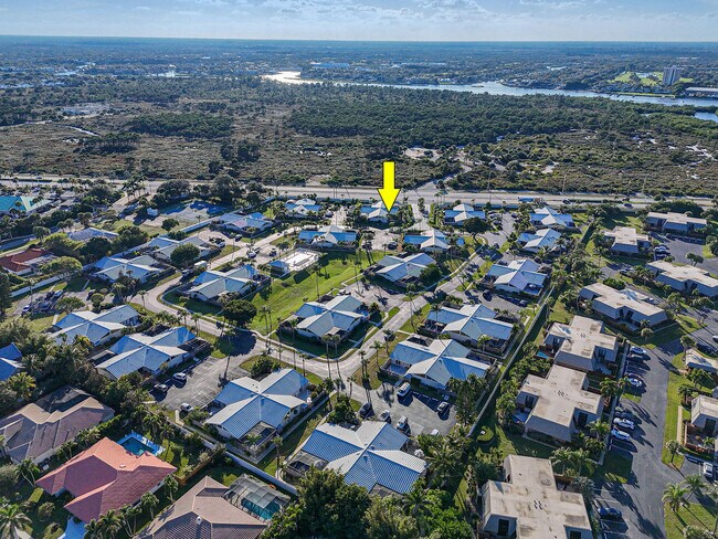 Building Photo - 1801 S US Hwy 1