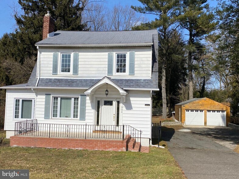 Building Photo - 329 Browning Ln