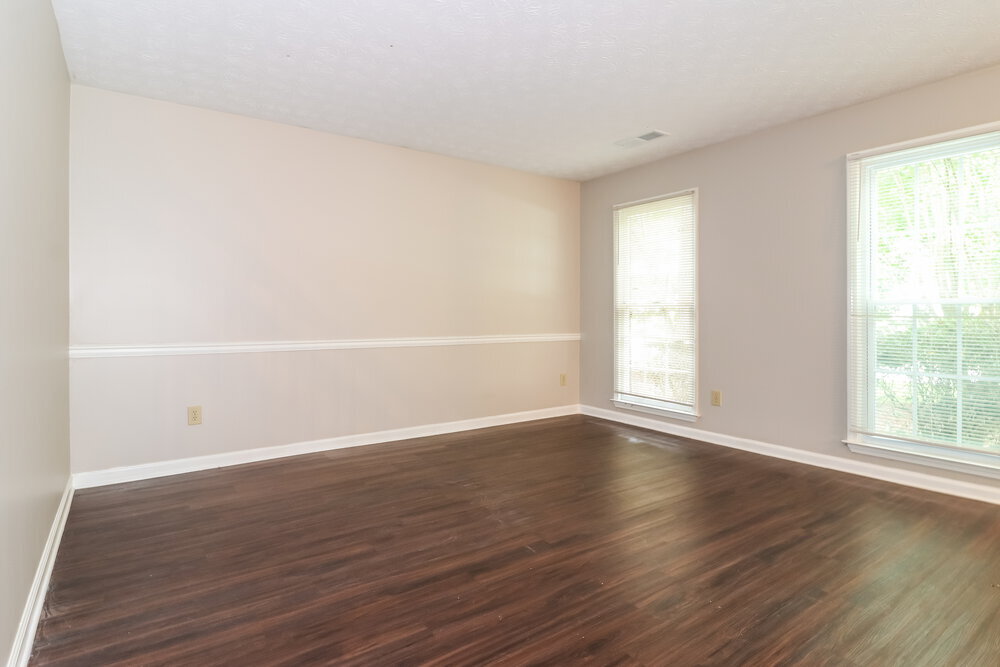 Building Photo - 2885 Summit View Ct