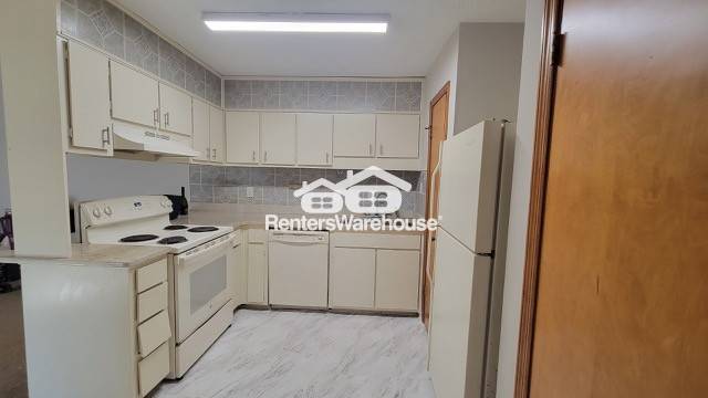 Building Photo - 7560 Taylor Rd