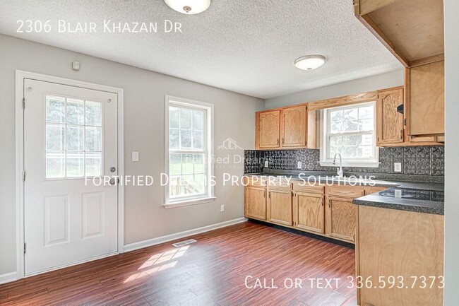 Building Photo - 2306 Blair-Khazan Dr