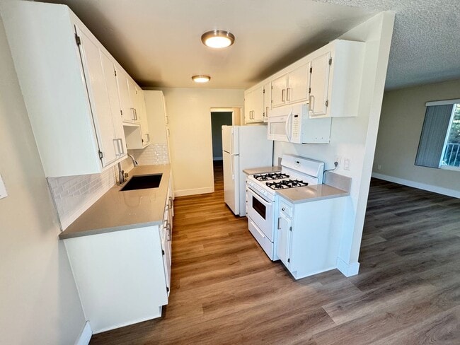 Interior Photo - Pointe Mesa