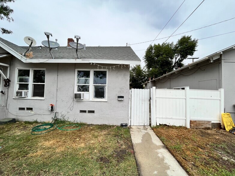 Building Photo - 3163 1st St