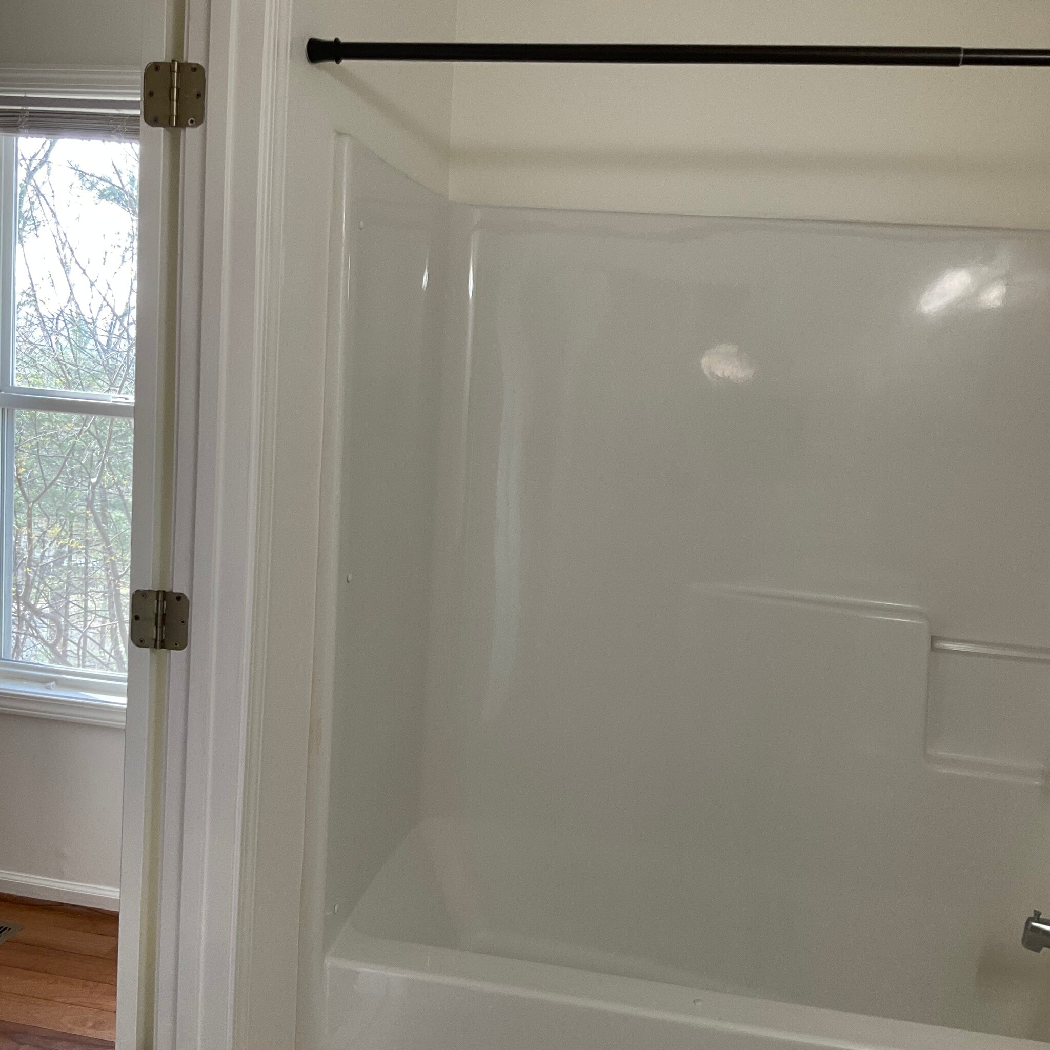 Building Photo - 10 Hillsboro Dr