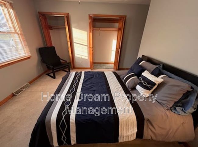 Building Photo - 1401 Bragg Rd