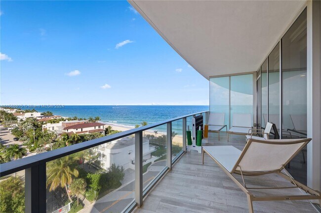 Building Photo - 2200 N Ocean Blvd