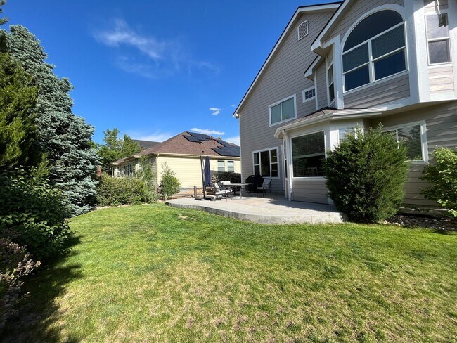 Building Photo - The Farm | 4,700+ Sq Ft, 5+ Bed/5 Bath, Cherry Creek Schools – Available August 1st