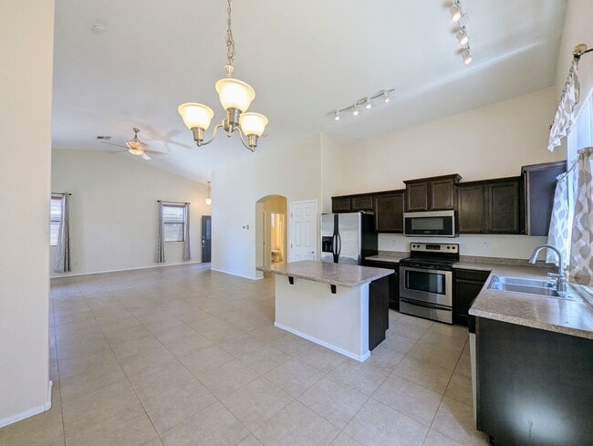 Building Photo - 3731 W St Kateri Dr