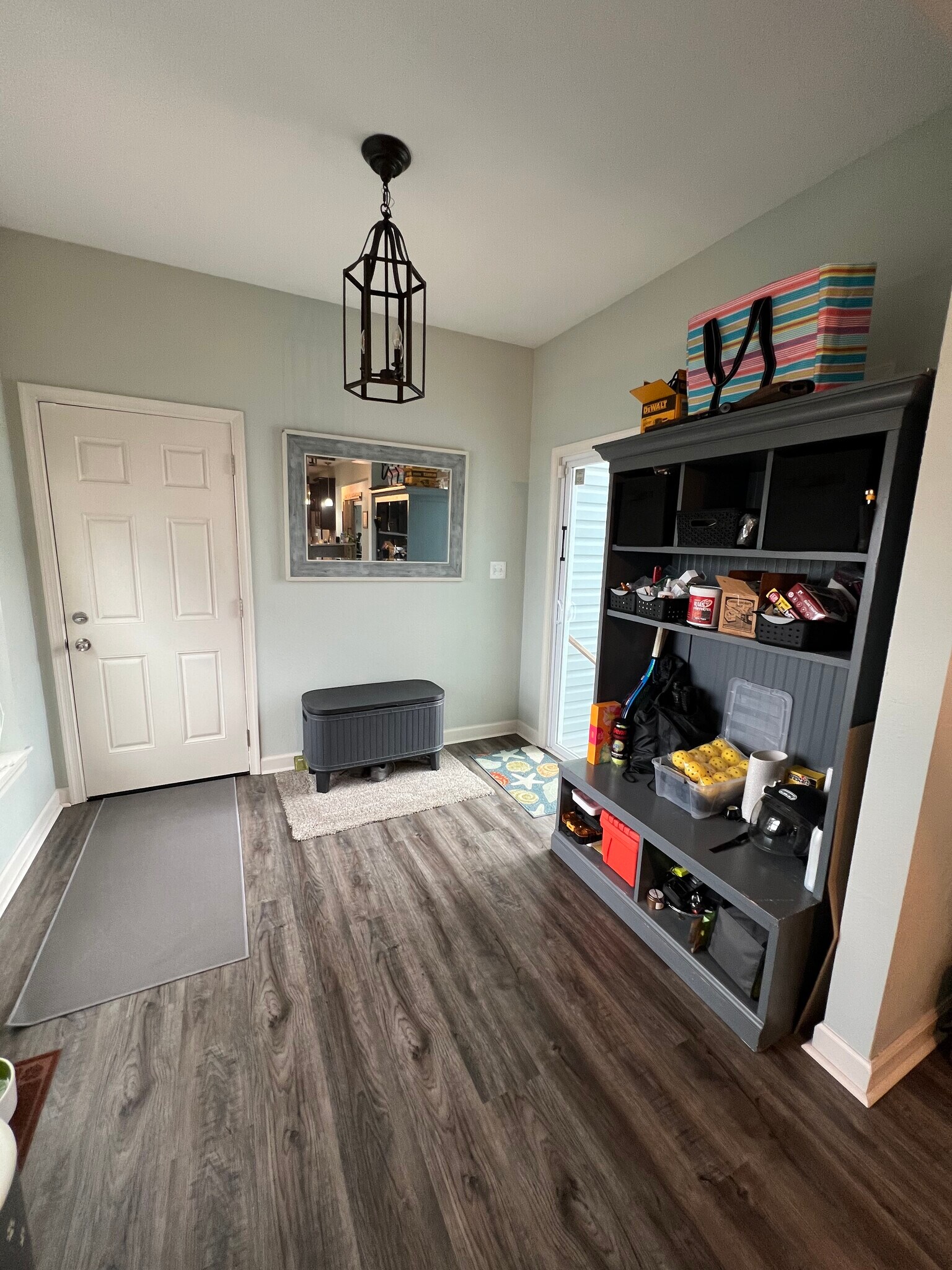 Garage Entry/Yard Entry - 9572 6th Bay St