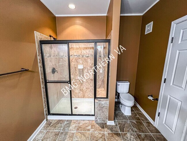 Building Photo - 9535 Center St