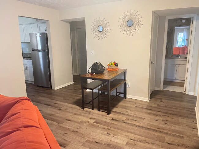 Building Photo - 1535 Terrell Mill Pl SE