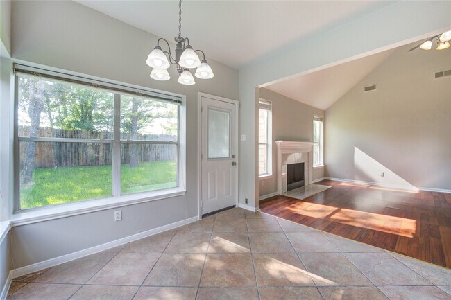 Building Photo - 16814 Benwick Dr