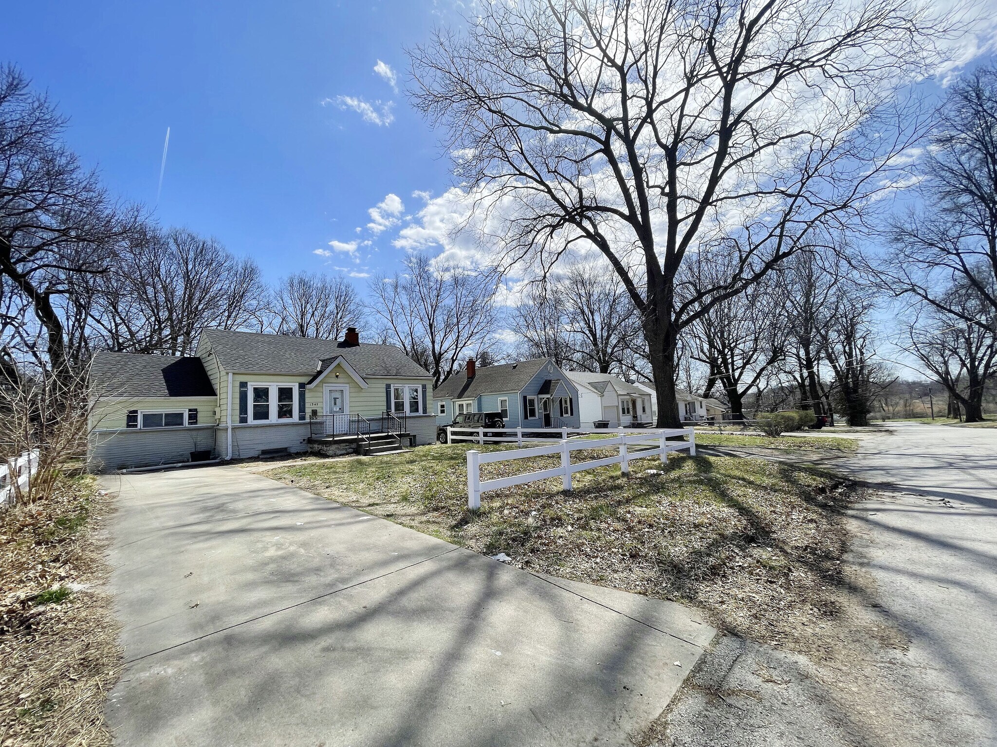 Building Photo - 1345 S Liberty St