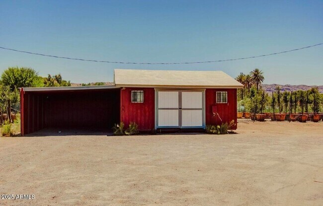 Building Photo - 6445 S 32nd St