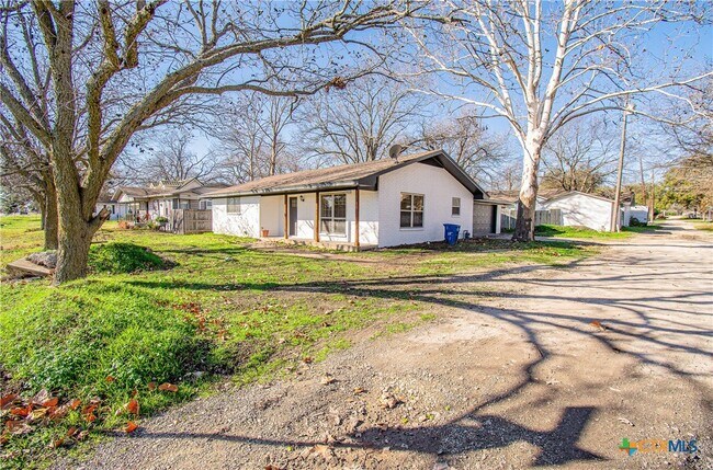 Building Photo - 8415 Cantera Rdg Rd