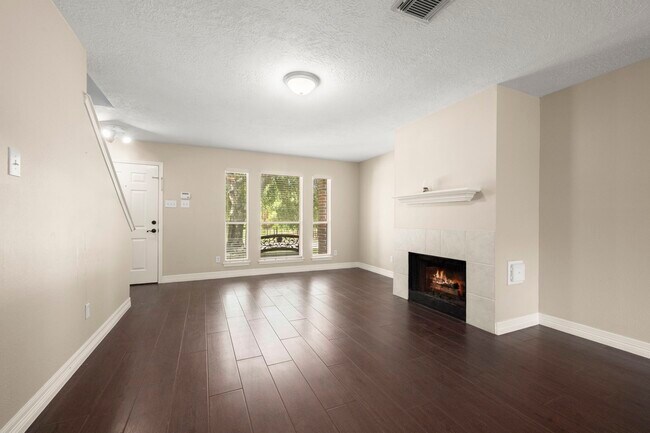 Building Photo - 8723 Creek Willow Dr