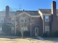 Building Photo - 1536 Four Mile Post Rd SE