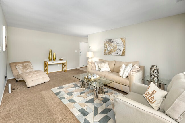 Building Photo - Oakcrest Towers