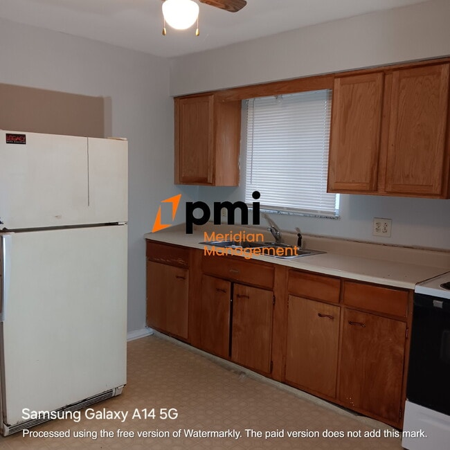 Building Photo - 2209 N Elizabeth St