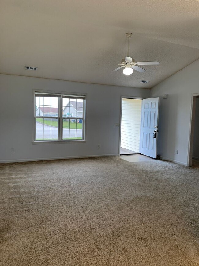 Building Photo - 6943 Newbury Way