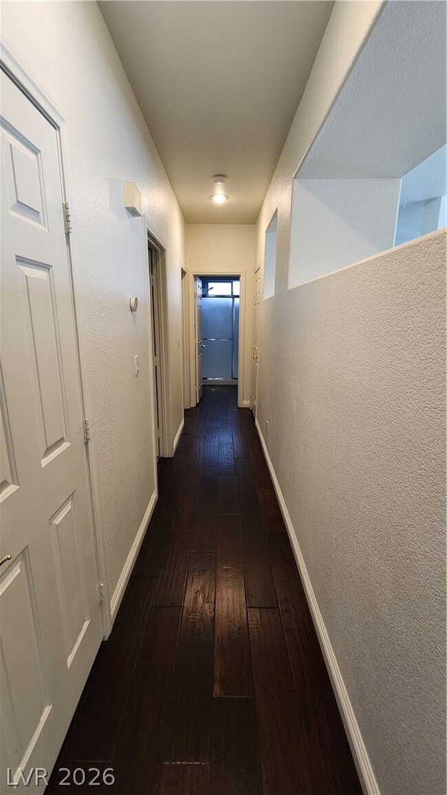 Building Photo - 628 Joe Willis St