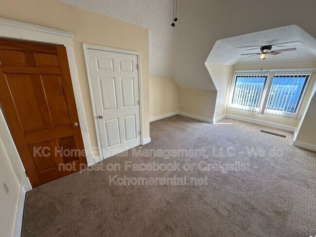 Building Photo - 2826 Harrison St