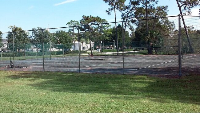 Building Photo - 1526 Winter Green Blvd