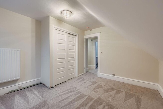 Building Photo - 2939 Russell Ave N