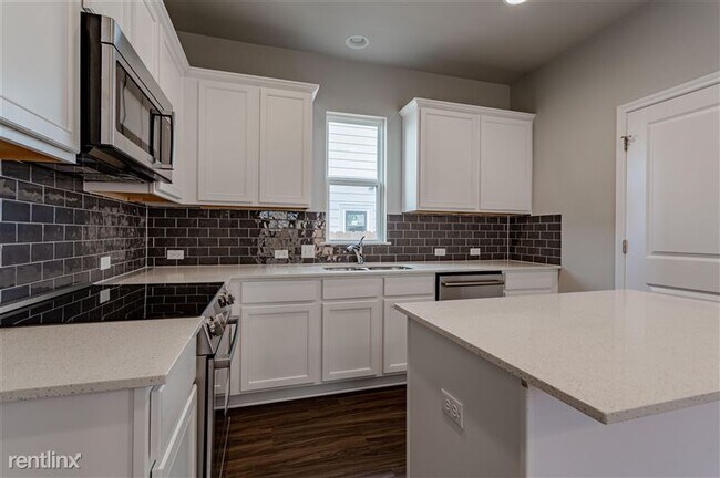 Building Photo - 9603 Grapevine Leaf Dr