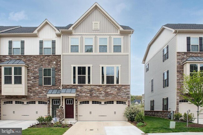Building Photo - 8268 Kippis Rd