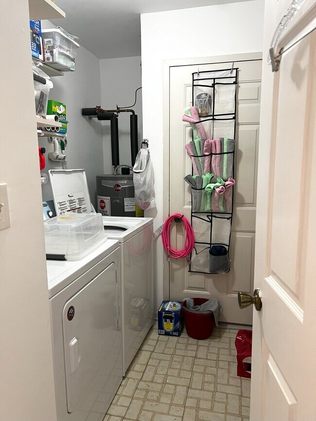 Building Photo - 2129 Ammer Ridge Ct