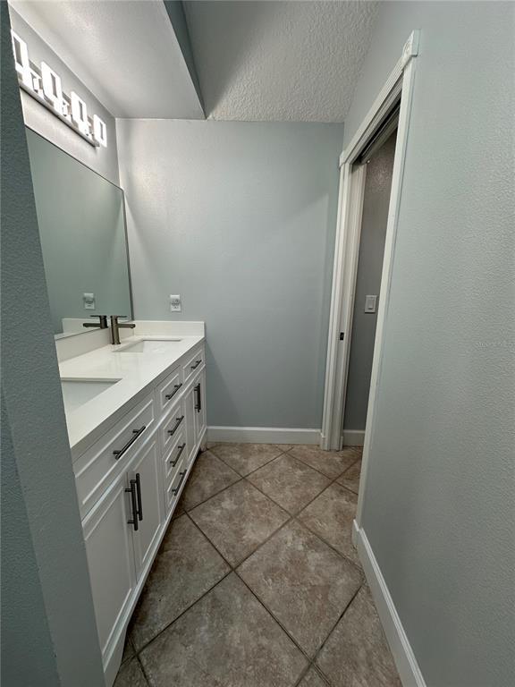 Building Photo - 7357 Spring Villas Cir