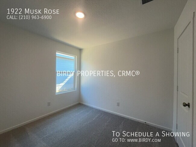 Building Photo - 1922 Musk Rose