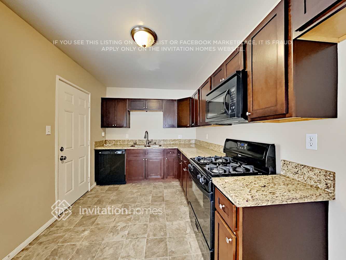 Building Photo - 1463 Sheridan Rd