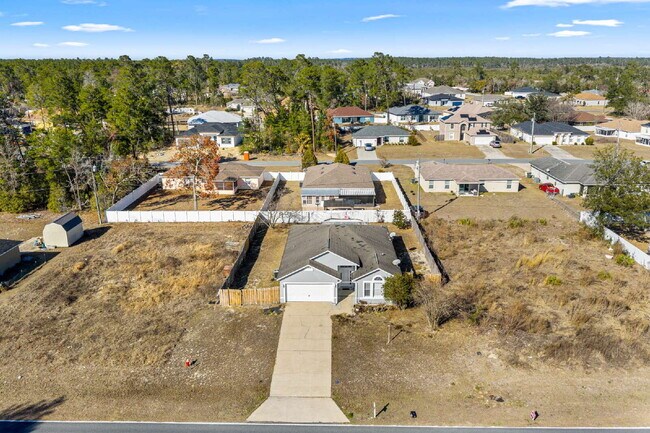 Building Photo - Spacious 3BR Home with Tile Floors & Spa-Like Primary Suite – Marion Oaks