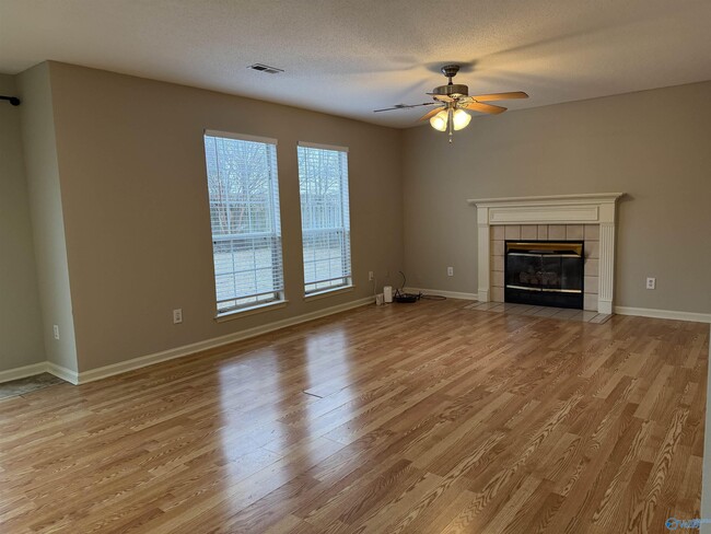 Building Photo - 129 Garden Brook Dr