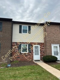 Building Photo - 2 BR, 1.5 Bath in West York School District