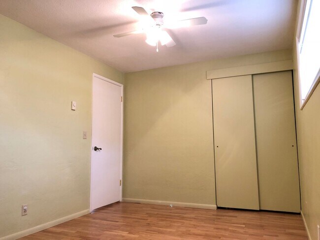 Building Photo - Beautiful Two-Bedroom Home With Large Bonus Room