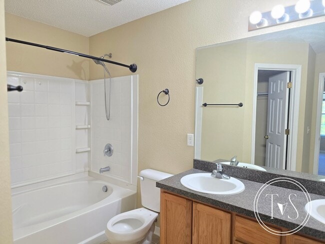 Building Photo - 139 Wax Myrtle Ct